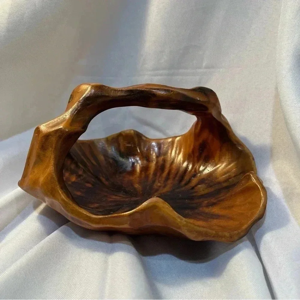 Small Handcarved Wooden Basket - Picture 1 of 6